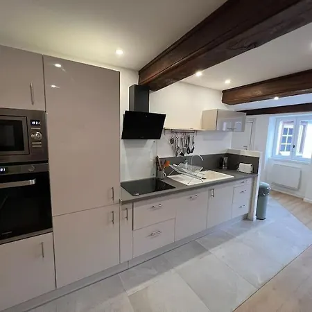 Le Petit Potet : 100 M², 6 Prs, 3 Ch, Centre Histo *